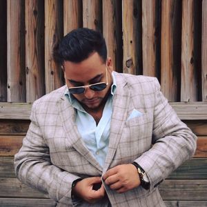 Meet your Posher, Sina